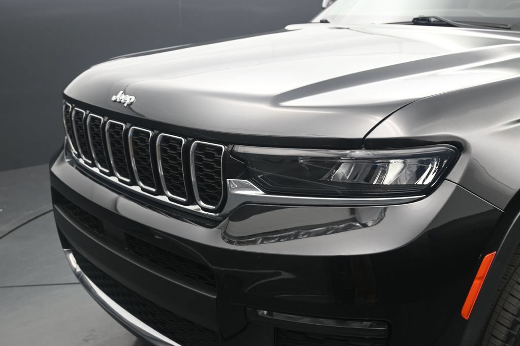 Used 2023 Jeep Grand Cherokee L Limited RWD image 10