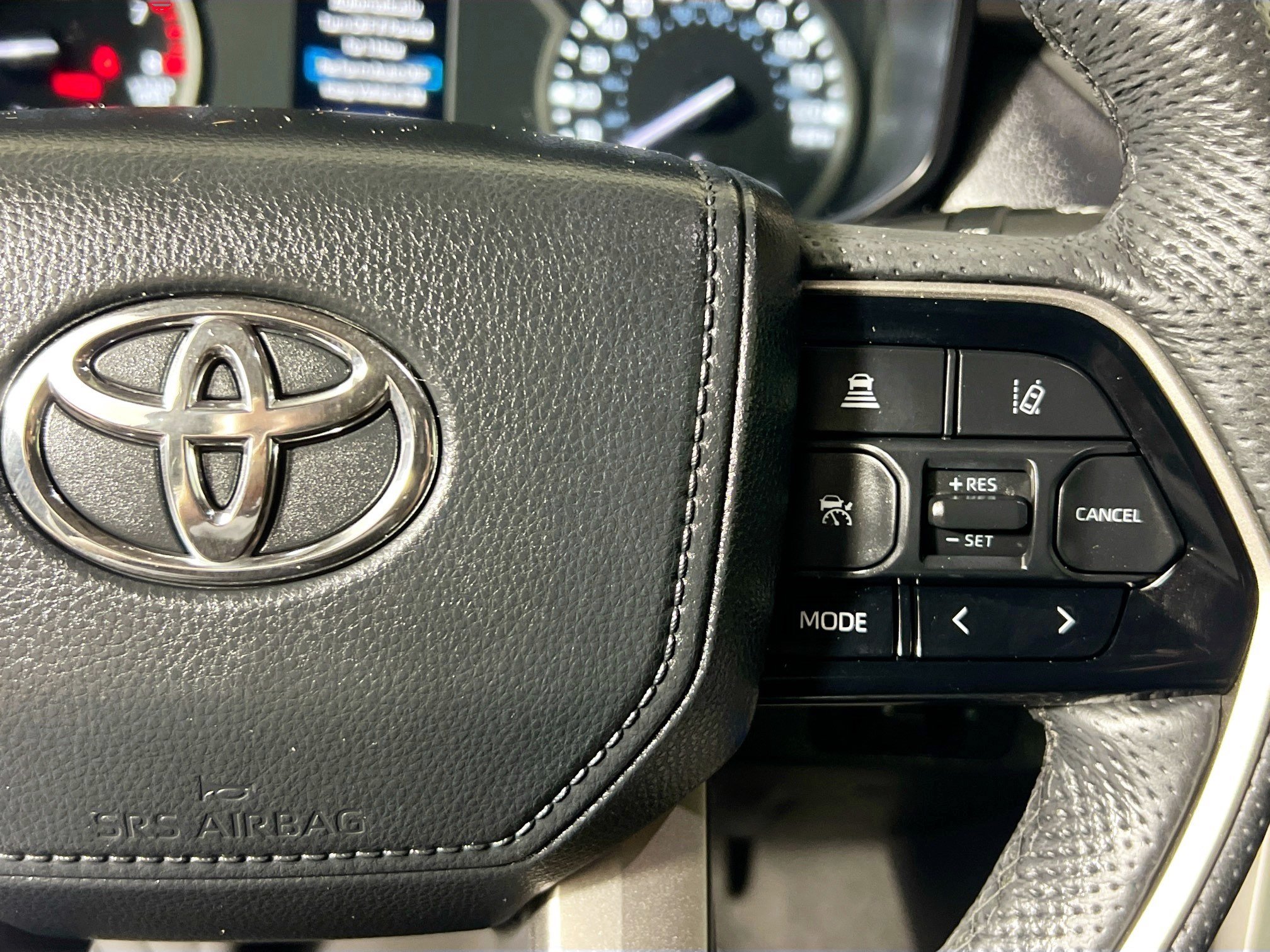 Used 2024 Toyota Tundra SR5 w/ SR5 Premium Package AWD/4WD image 19