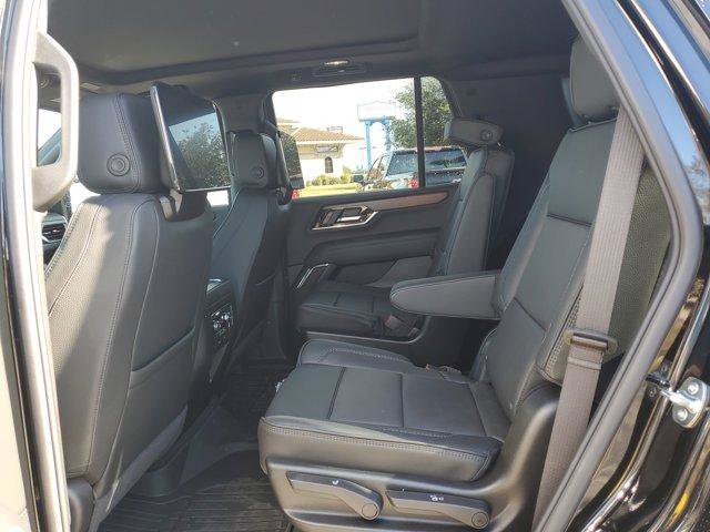 New 2026 GMC Yukon Denali w/ Denali Reserve Package image 17