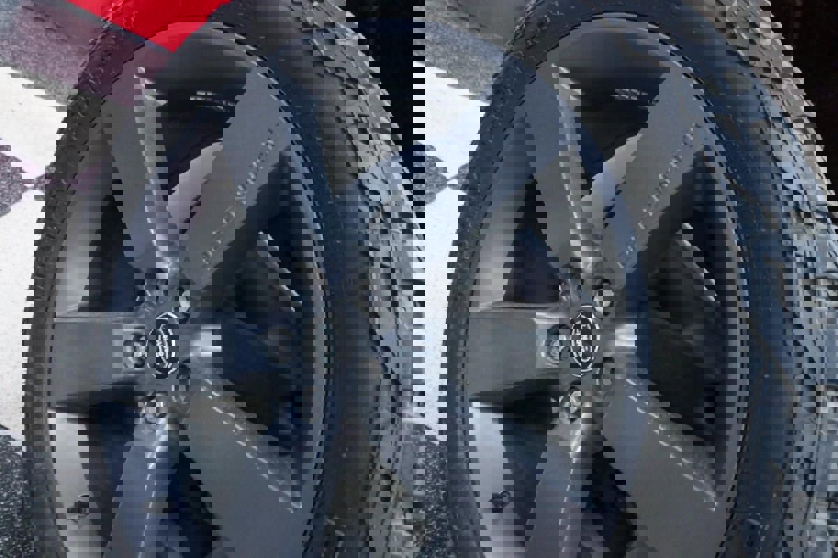 Used 2023 Land Rover Defender 110 V8 image 50