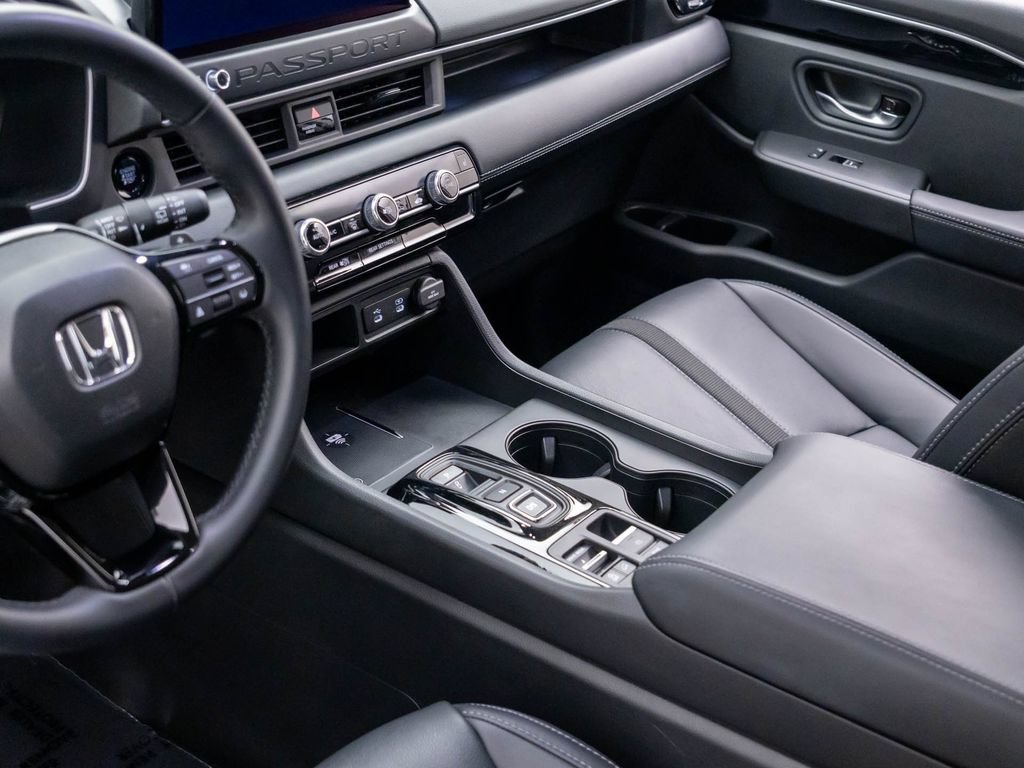 Certified 2026 Honda Passport RTL image 13