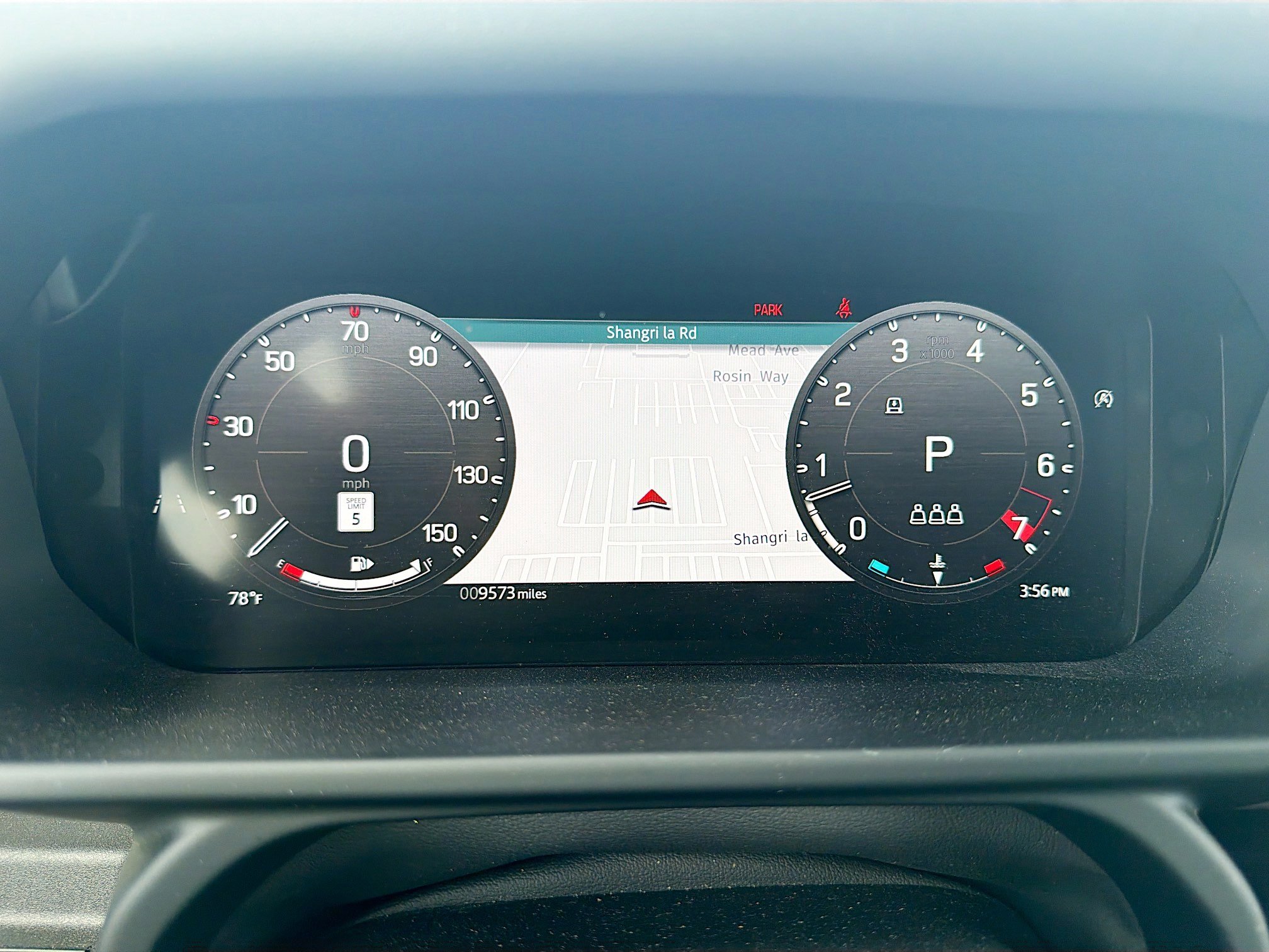 Used 2025 Land Rover Defender 110 S image 40