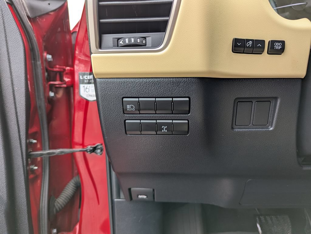 Used 2019 Lexus NX 300 AWD image 14