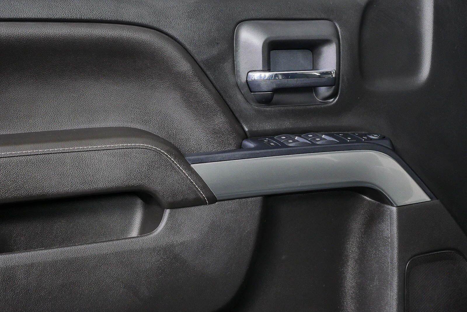 Used 2017 Chevrolet Silverado 1500 LT w/ All Star Edition RWD image 6