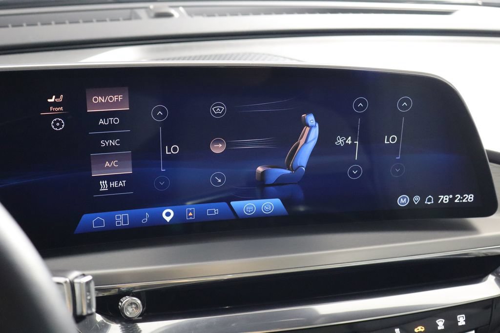 Used 2024 Cadillac Lyriq Luxury RWD image 36