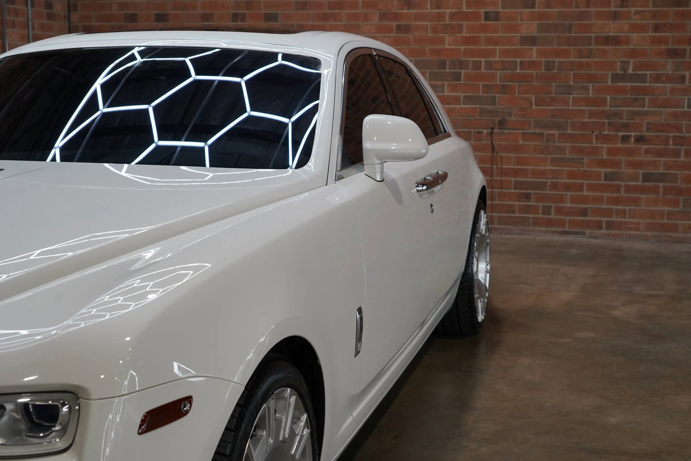 Used 2015 Rolls-Royce Ghost image 20