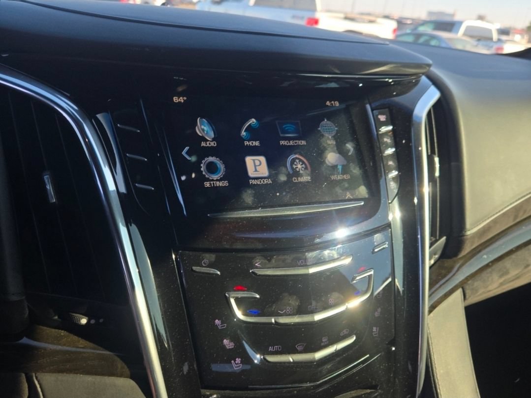 Used 2016 Cadillac Escalade ESV Platinum AWD/4WD image 10