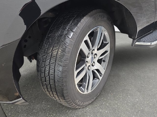 Used 2022 Ford Expedition Limited AWD/4WD image 30