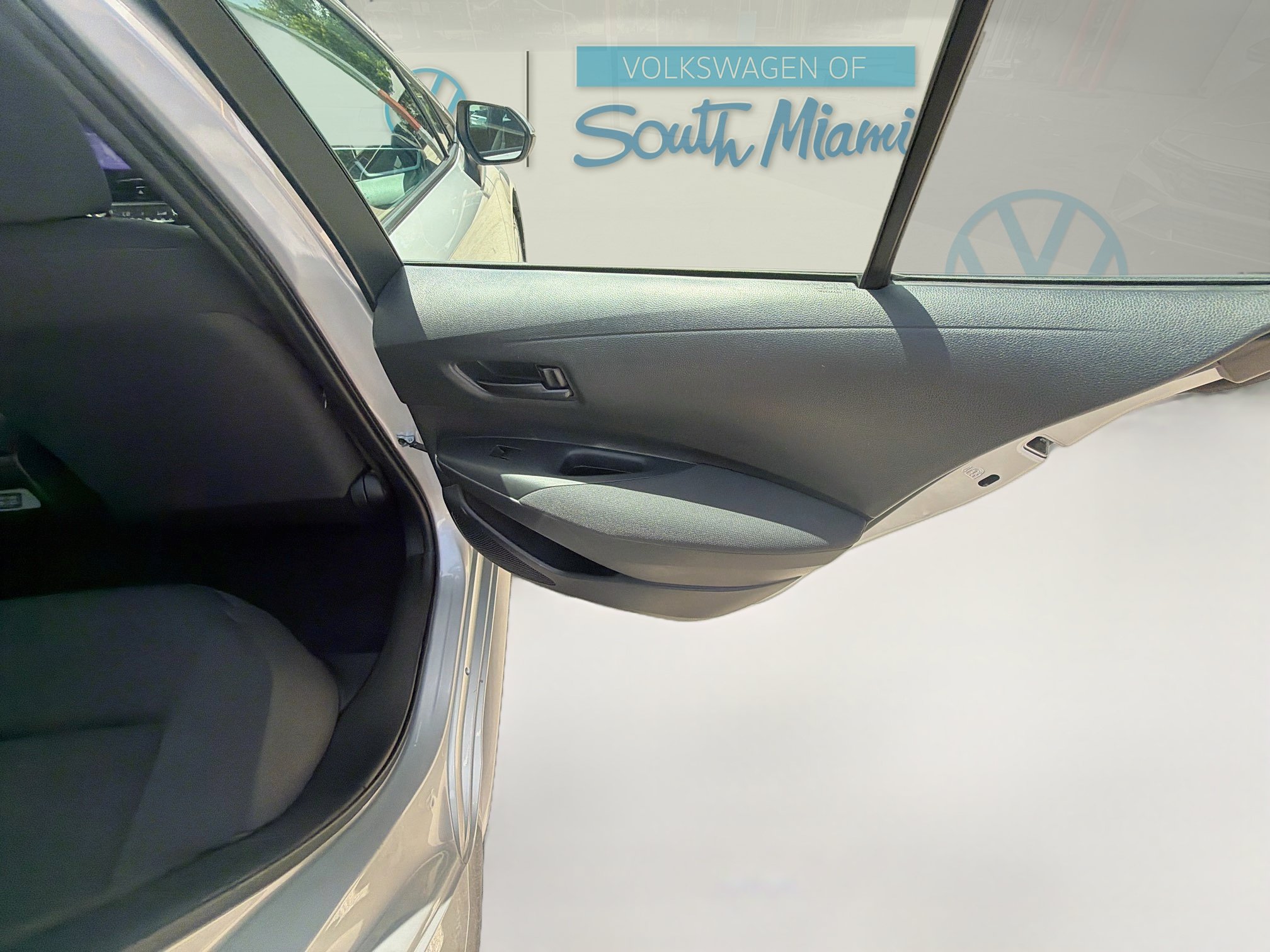 Used 2023 Toyota Corolla LE FWD image 29