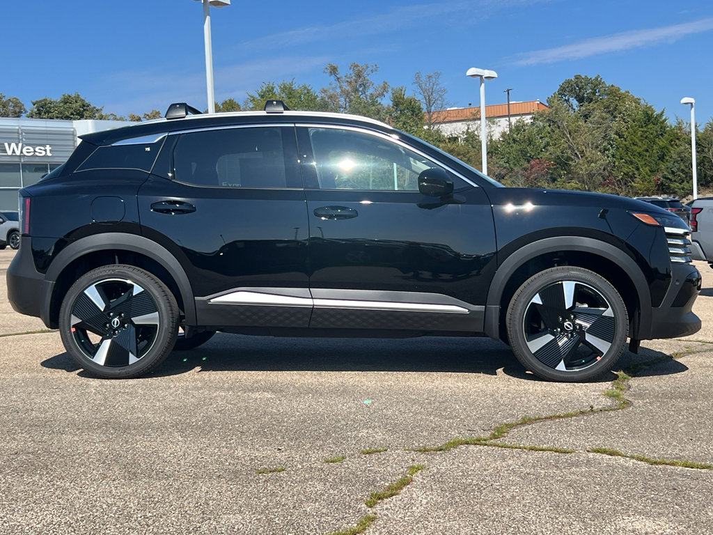 New 2026 Nissan Kicks SR w/ Cold Weather Package image 5