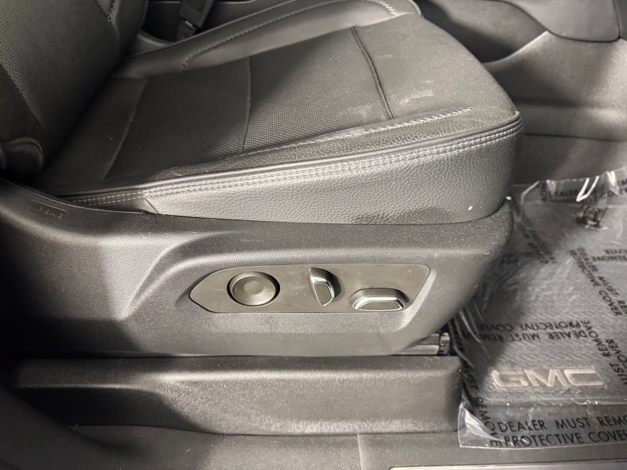 Used 2022 GMC Yukon Denali AWD/4WD image 39