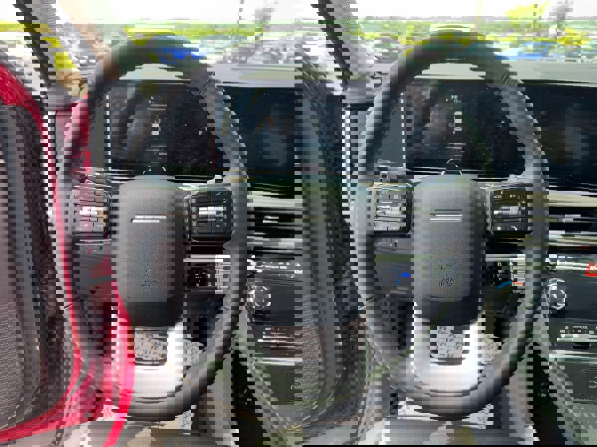 Used 2024 Hyundai Santa Fe XRT image 10