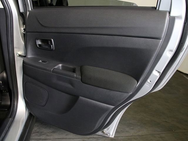 Used 2023 Mitsubishi Outlander Sport LE AWD/4WD image 28