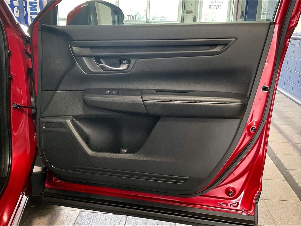 Used 2026 Honda CR-V LX image 12
