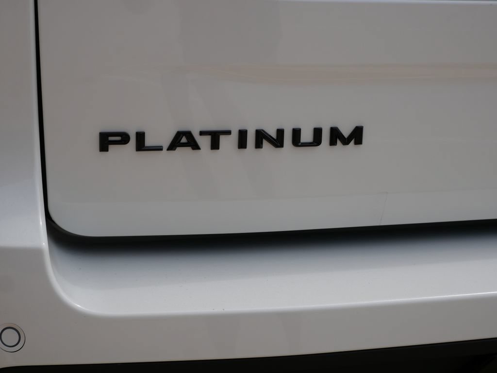 New 2026 Ford Expedition Platinum w/ Stealth Appearance Package AWD/4WD image 10