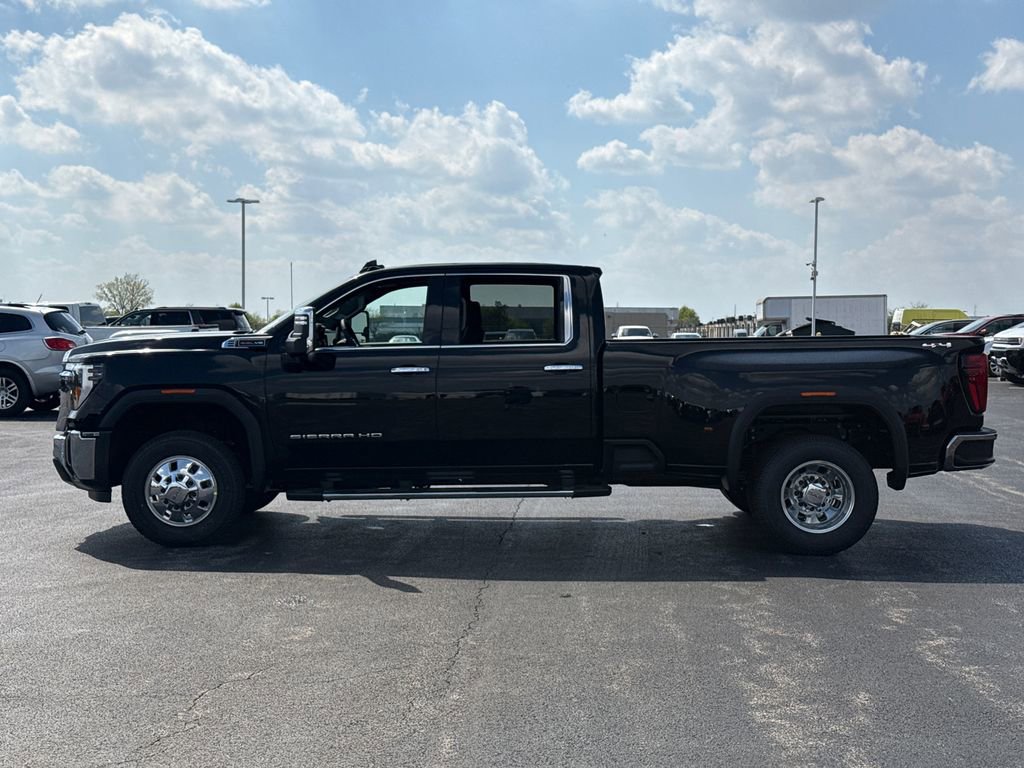 New 2026 GMC Sierra 3500 SLT w/ SLT Premium Package AWD/4WD image 6