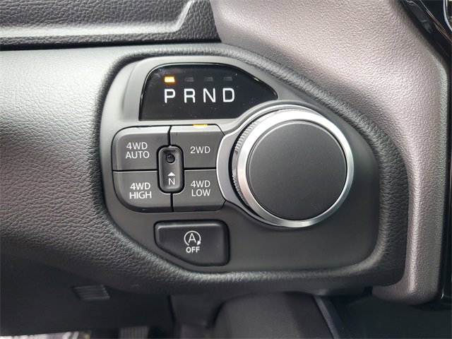 New 2026 RAM 1500 4x4 Crew Cab image 28