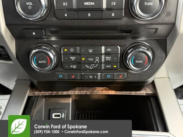 Used 2018 Ford F350 Lariat w/ Lariat Ultimate Package AWD/4WD image 33