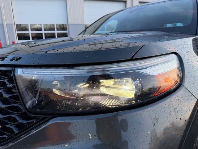 Used 2020 Ford Explorer ST w/ ST Street Pack image 12