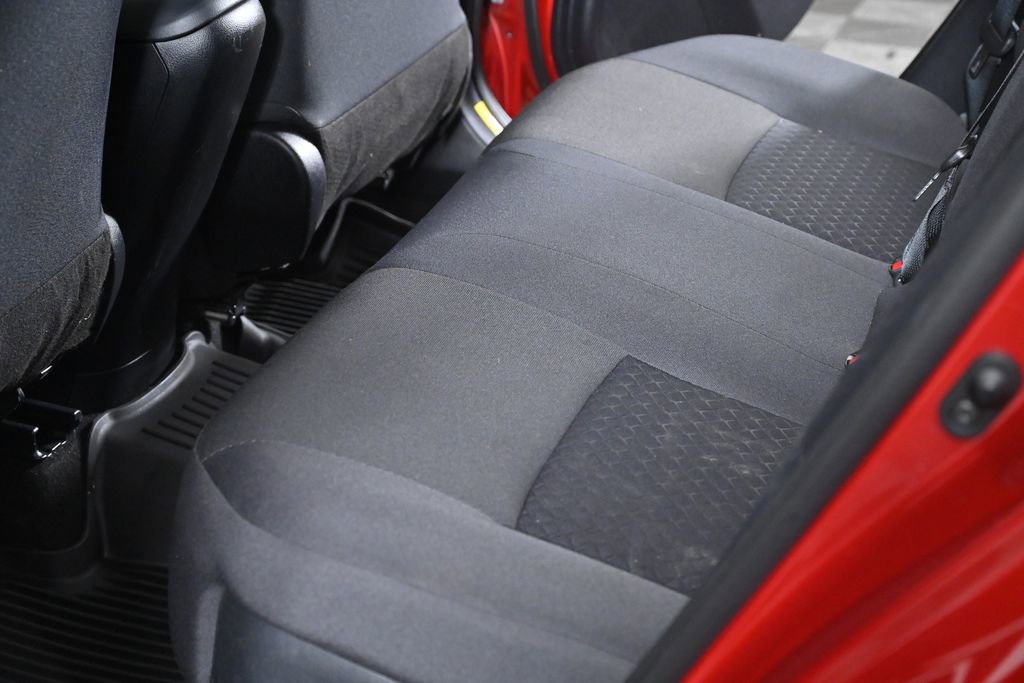 Used 2020 Toyota C-HR LE image 26