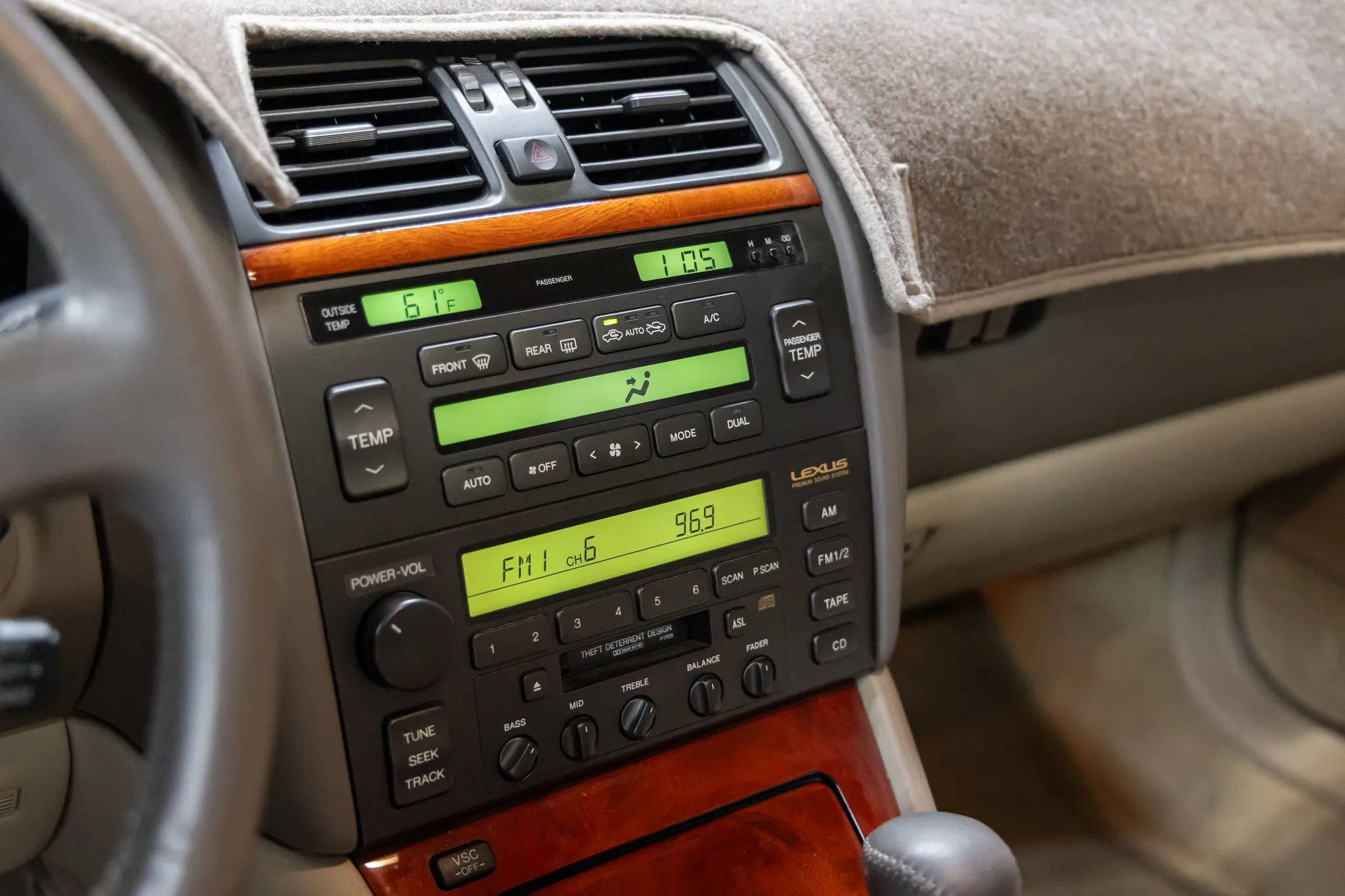 Used 1998 Lexus LS 400 image 27