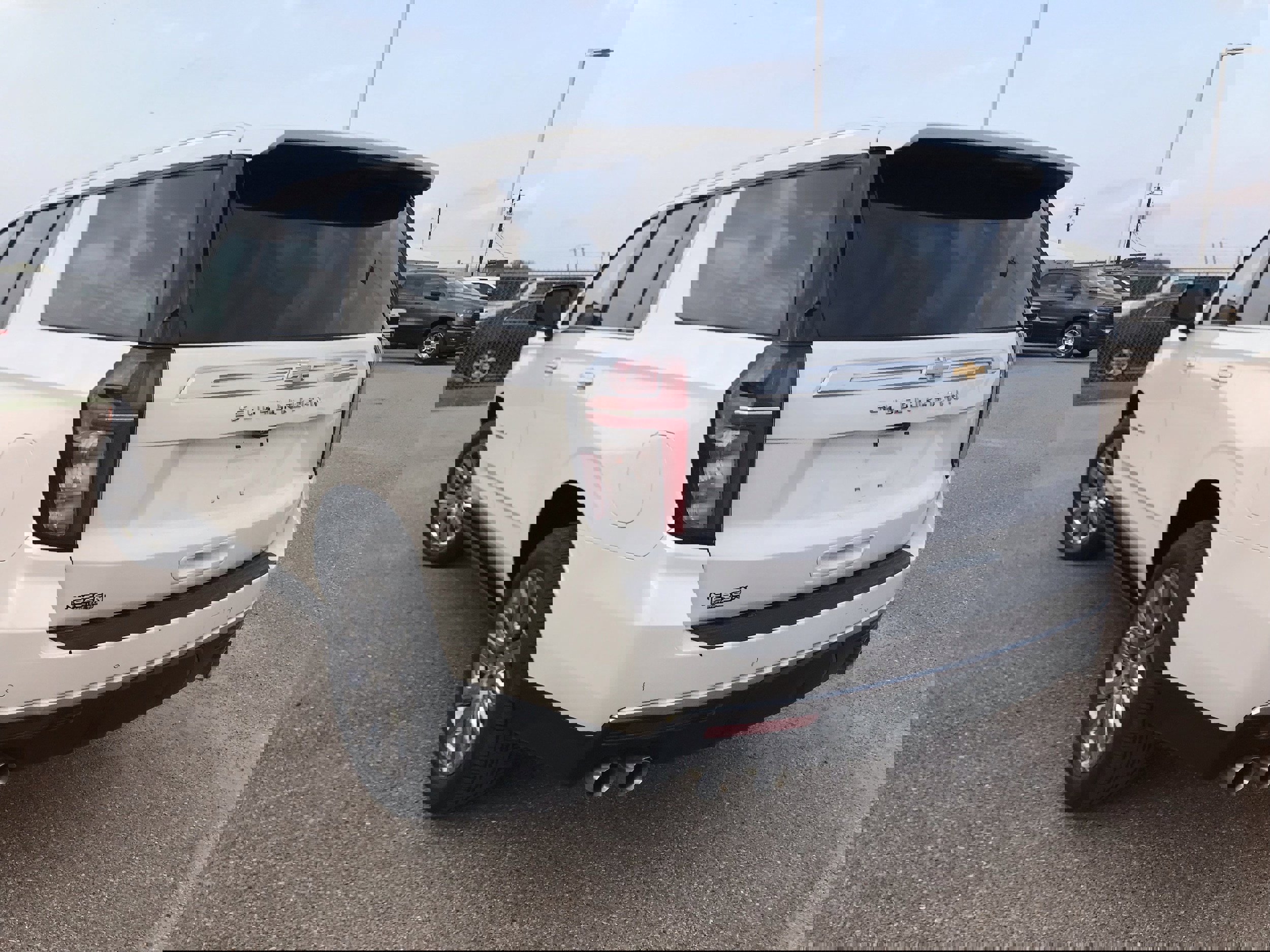 Used 2021 Chevrolet Suburban High Country w/ Premium Package image 5