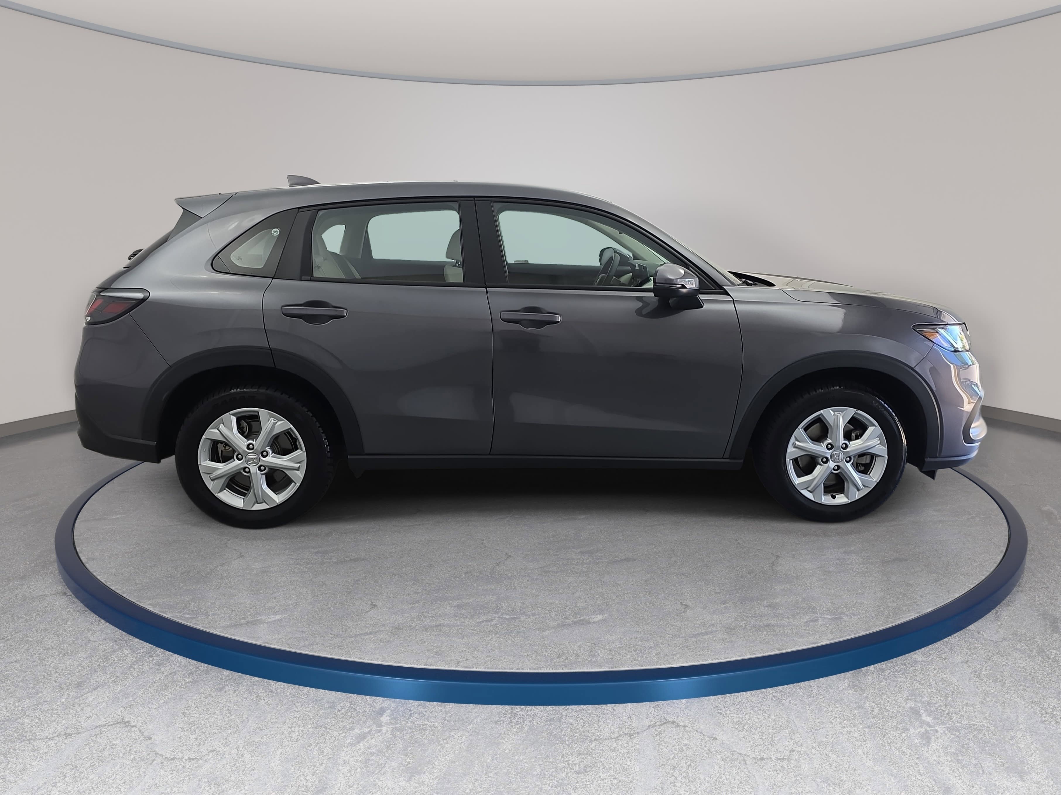 Certified 2024 Honda HR-V LX image 4