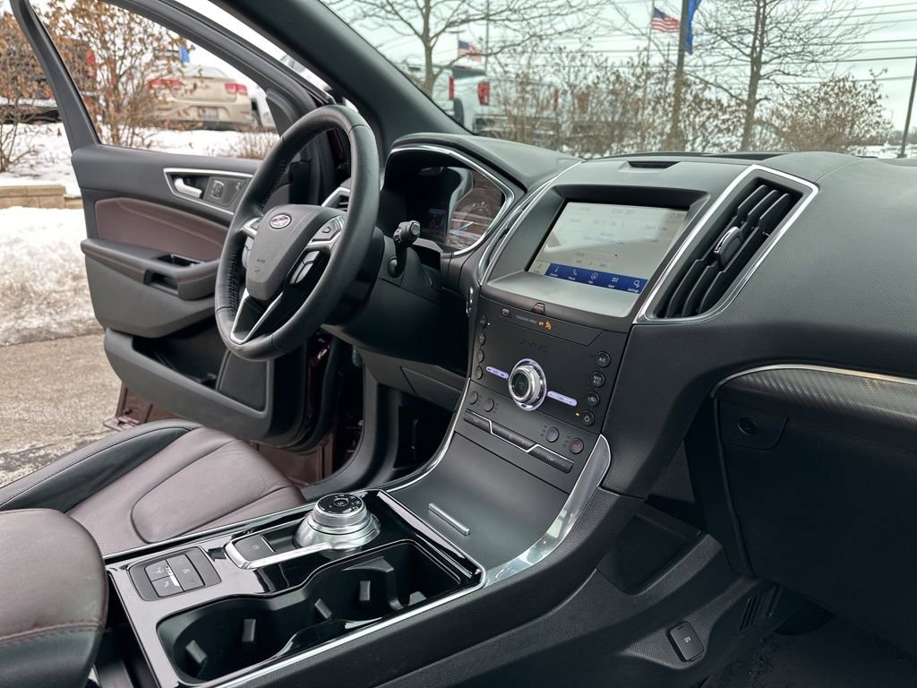 Used 2020 Ford Edge Titanium w/ Equipment Group 301A image 26
