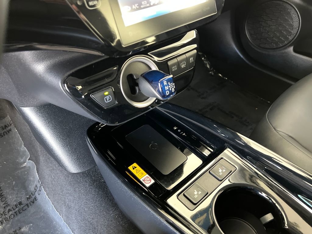 Used 2022 Toyota Prius Prime XLE FWD image 25