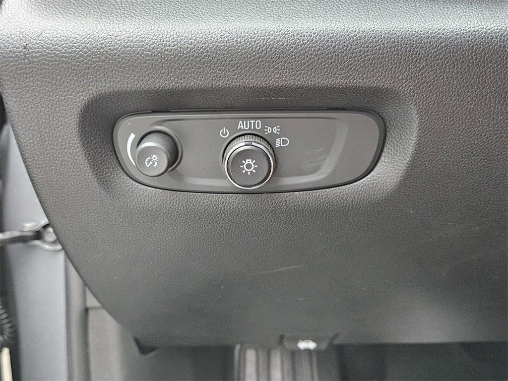 Certified 2023 Chevrolet Traverse Premier image 28