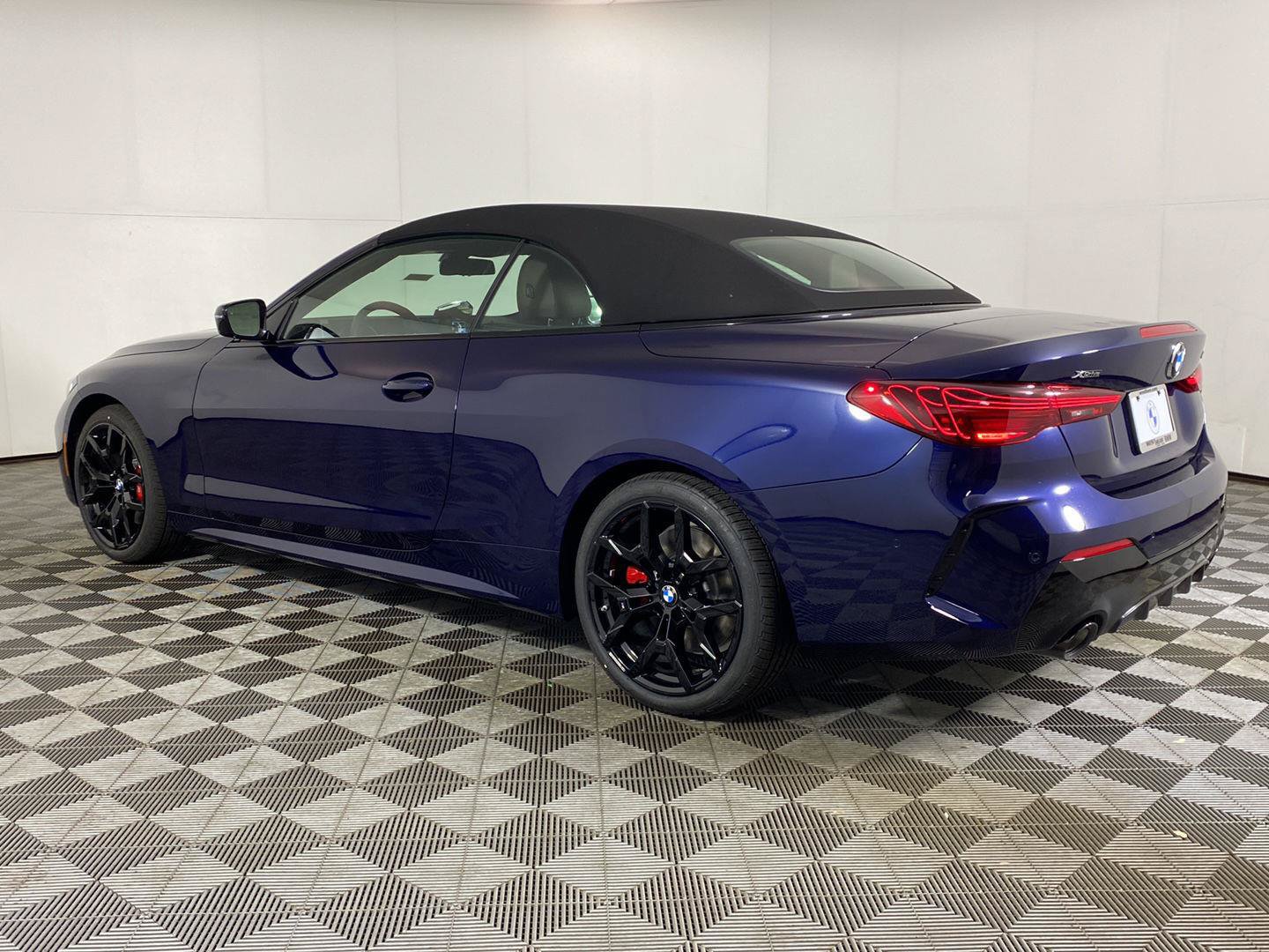 New 2027 BMW 430i xDrive Convertible w/ M Sport Package AWD/4WD image 5