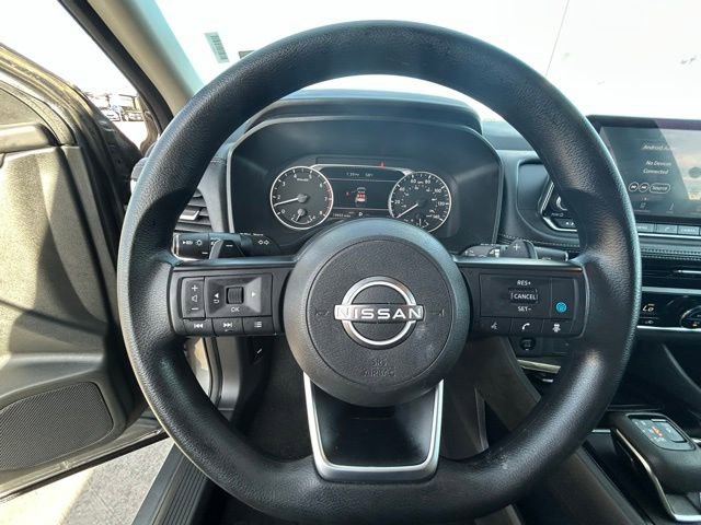 Used 2024 Nissan Rogue SV image 10