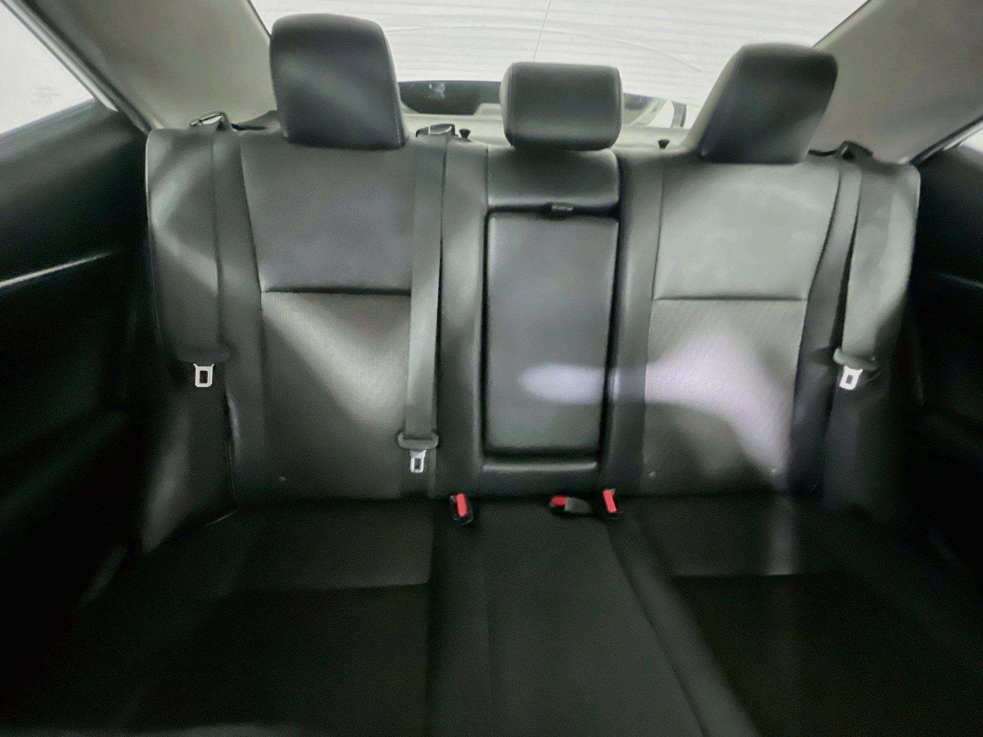 Used 2015 Toyota Corolla S FWD image 31