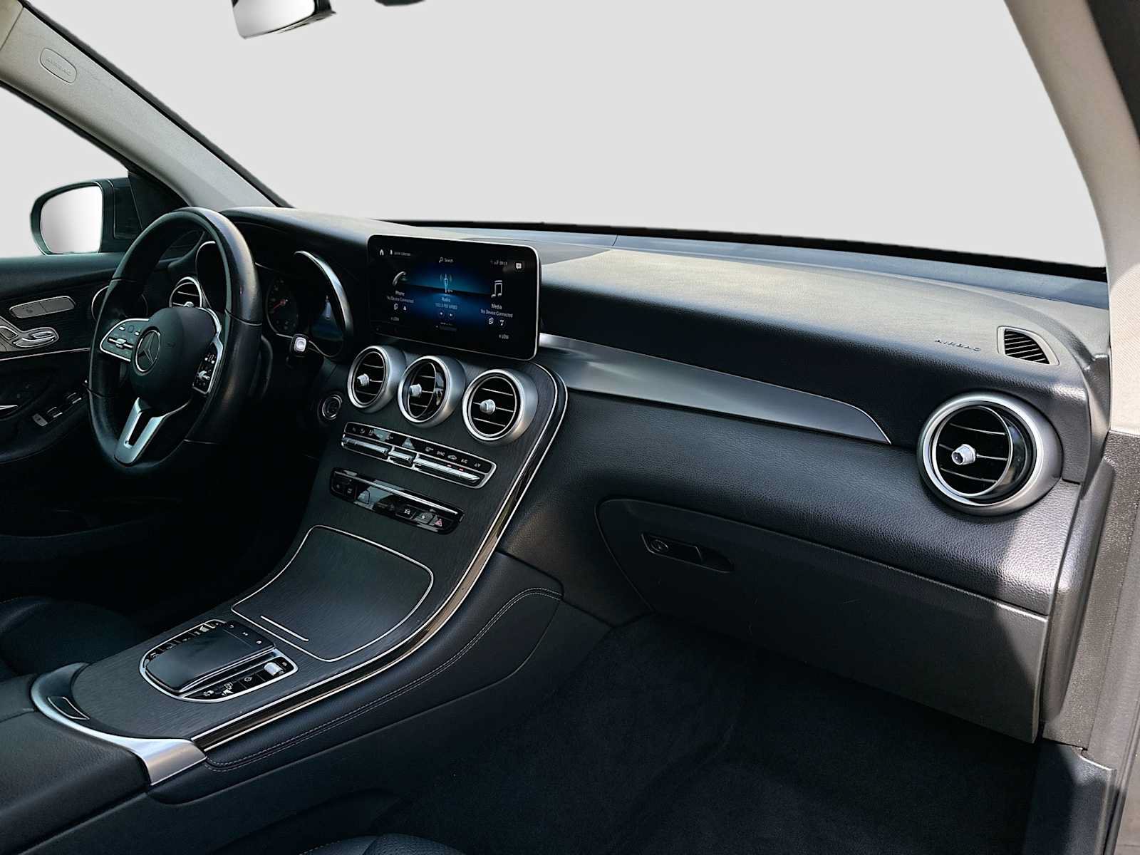 Used 2021 Mercedes-Benz GLC 300 image 48