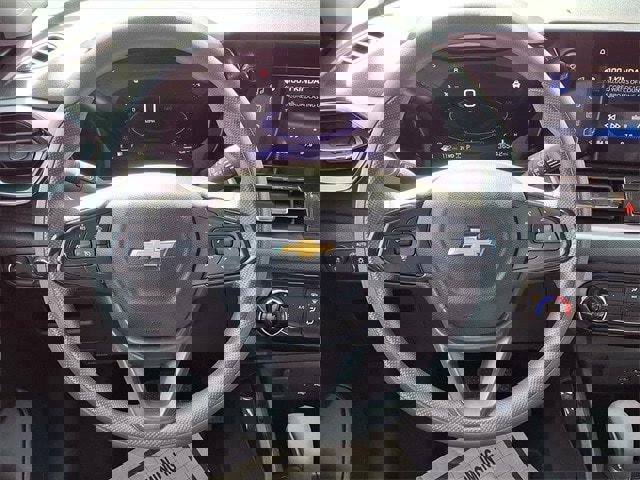 Used 2025 Chevrolet TrailBlazer LT image 12