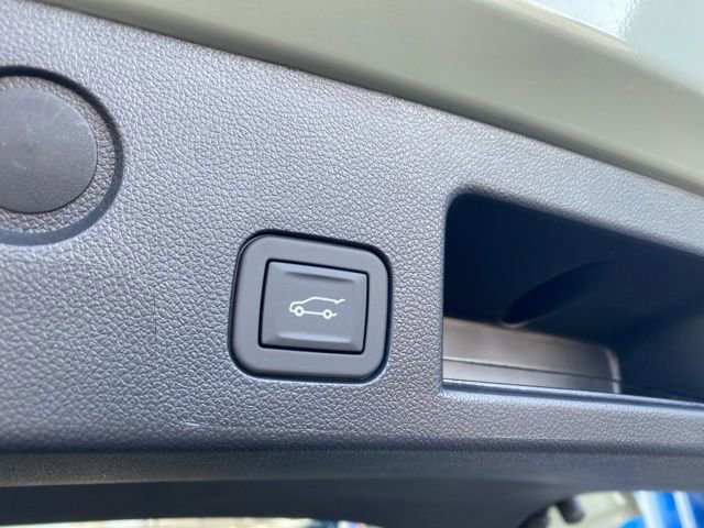New 2026 Chevrolet Equinox LT w/ Convenience Package II image 23