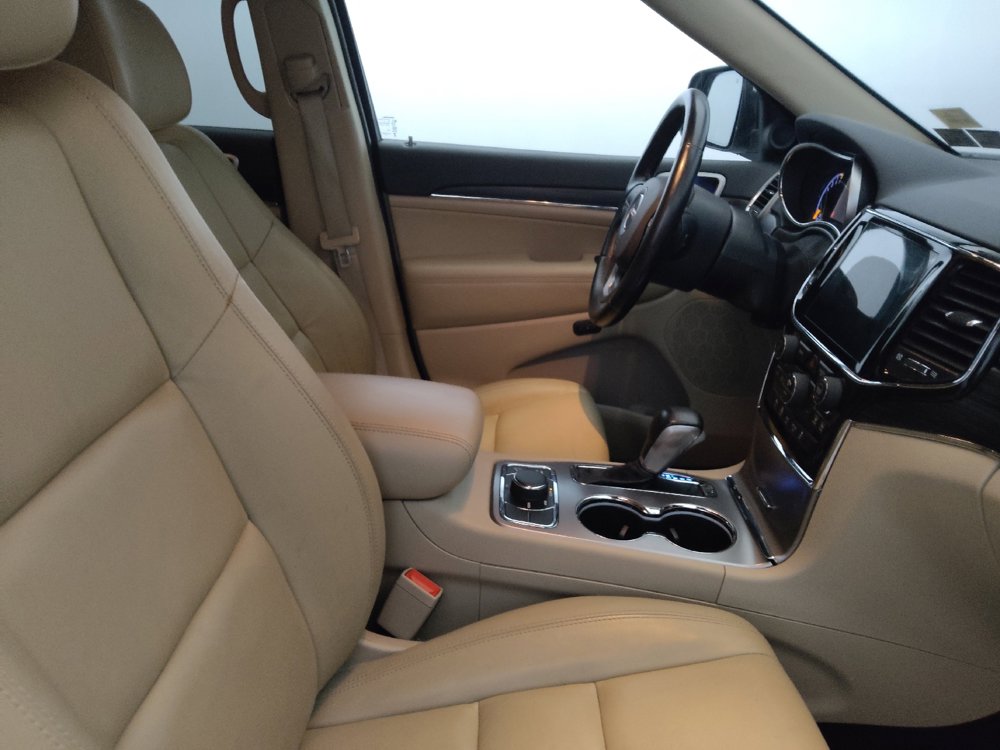 Used 2020 Jeep Grand Cherokee Limited AWD/4WD image 21