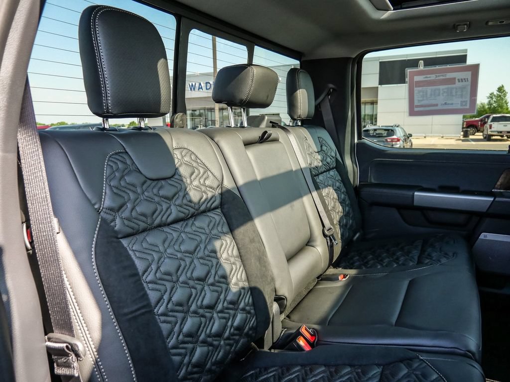 New 2026 Ford F250 Lariat w/ Black Appearance Package AWD/4WD image 33