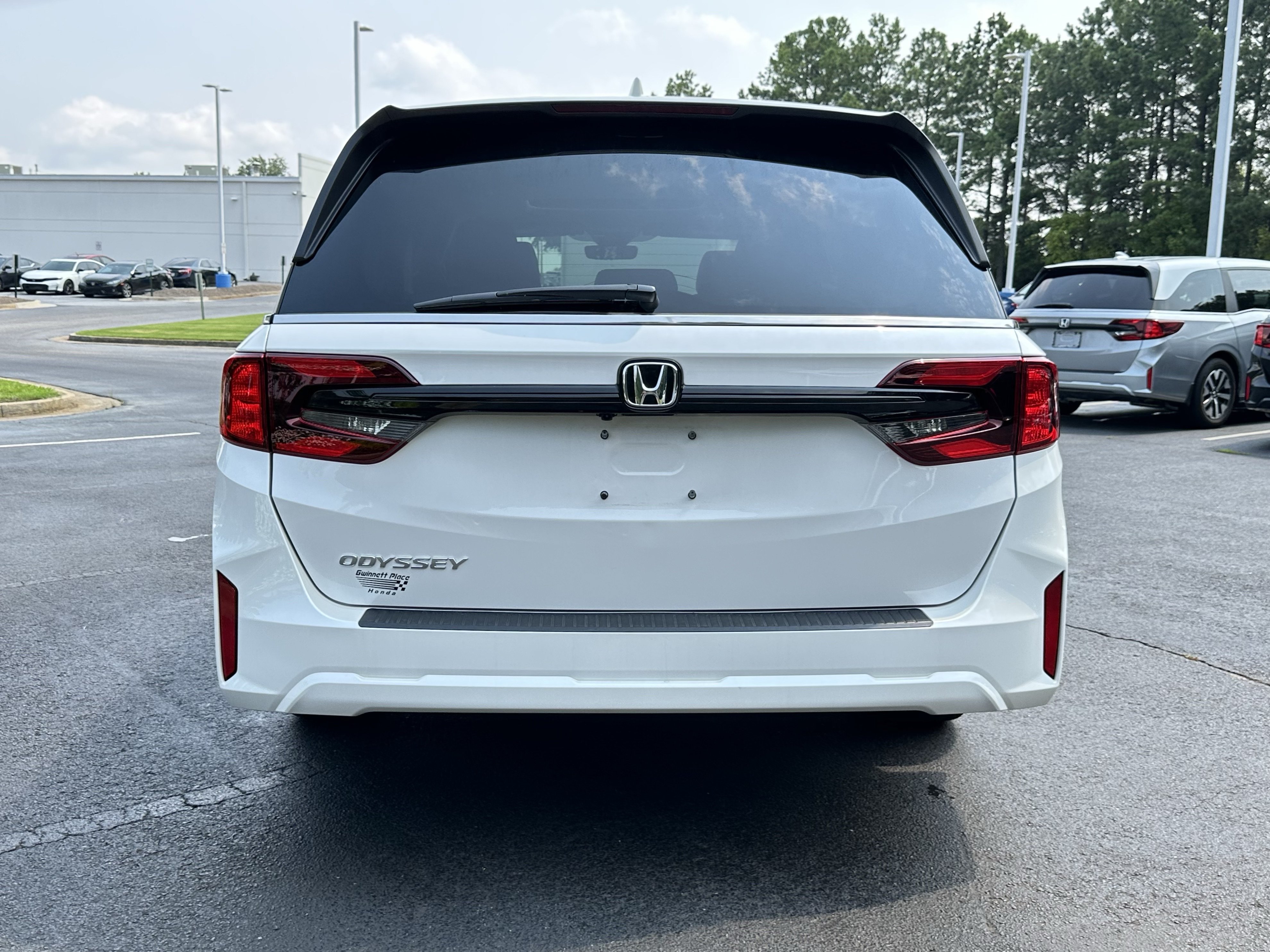 Used 2026 Honda Odyssey EX-L image 13