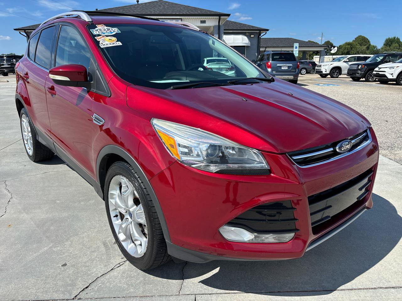 Used 2013 Ford Escape Titanium w/ Class II Trailer Tow Pkg AWD/4WD image 2