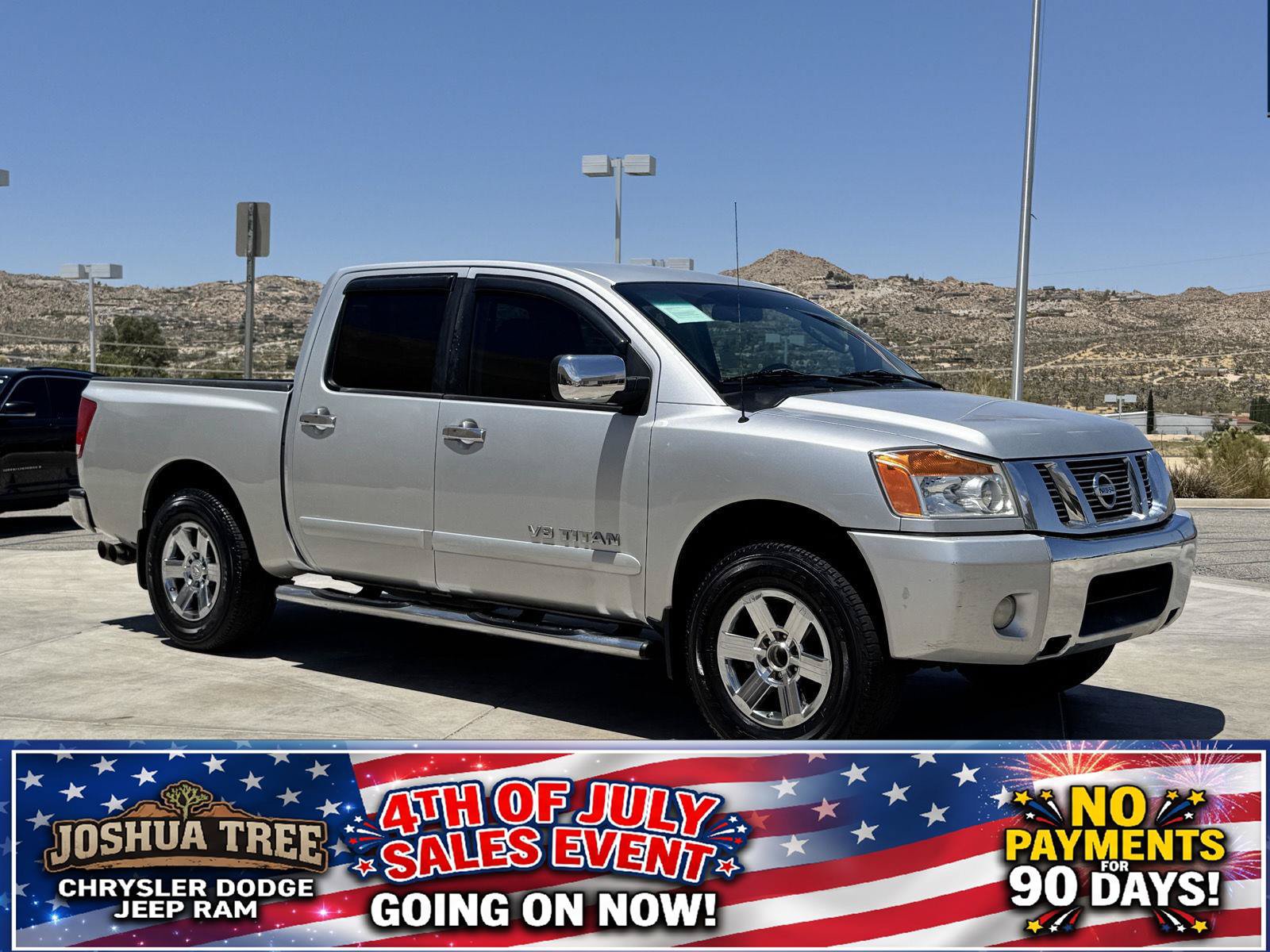 Used 2011 Nissan Titan SV RWD image 1
