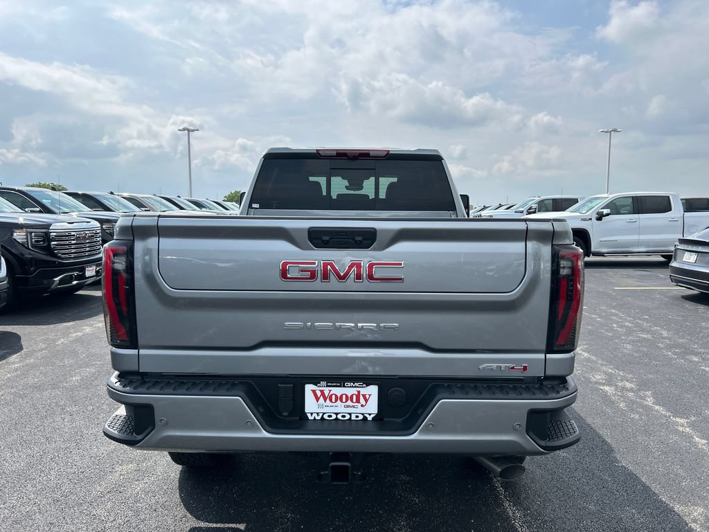 New 2026 GMC Sierra 2500 AT4 w/ AT4 Premium Plus Package AWD/4WD image 9