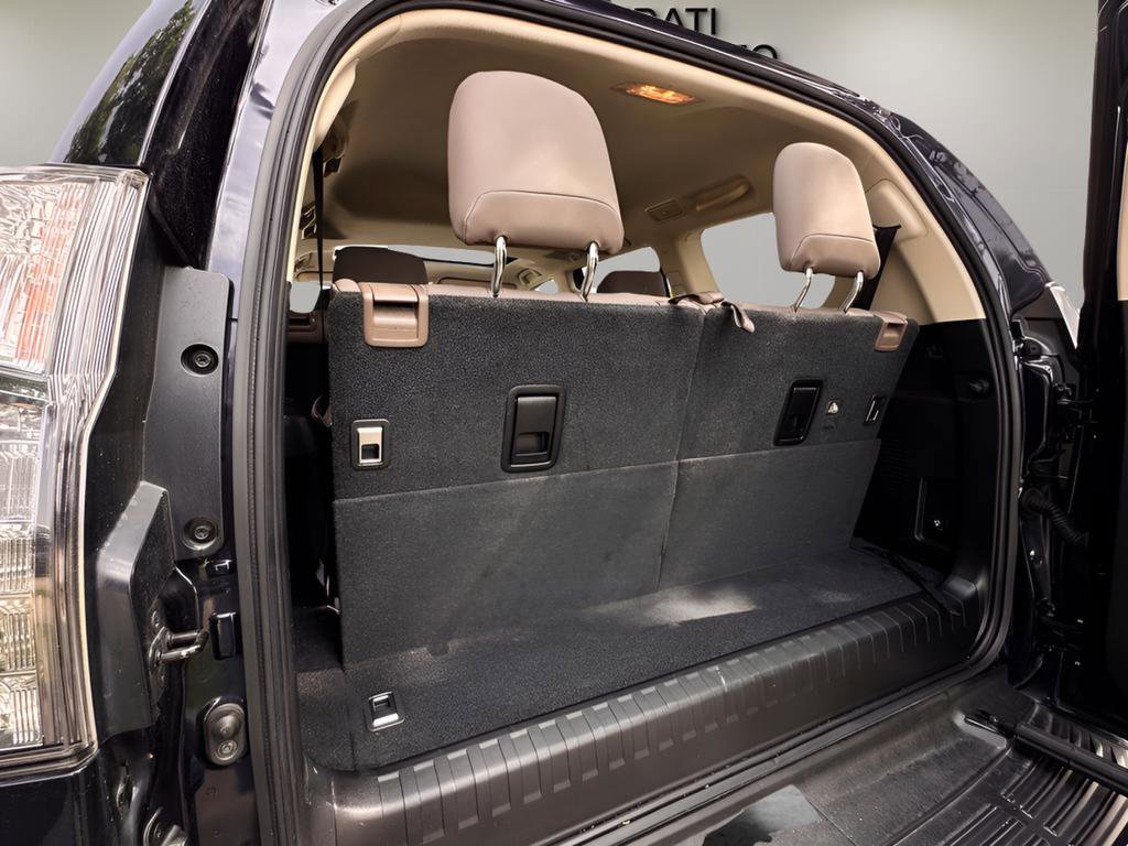 Used 2021 Lexus GX 460 Premium AWD/4WD image 29