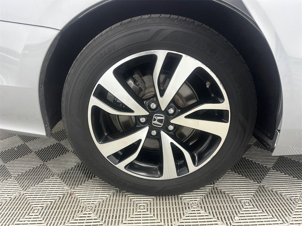 Used 2018 Honda Odyssey Elite image 18