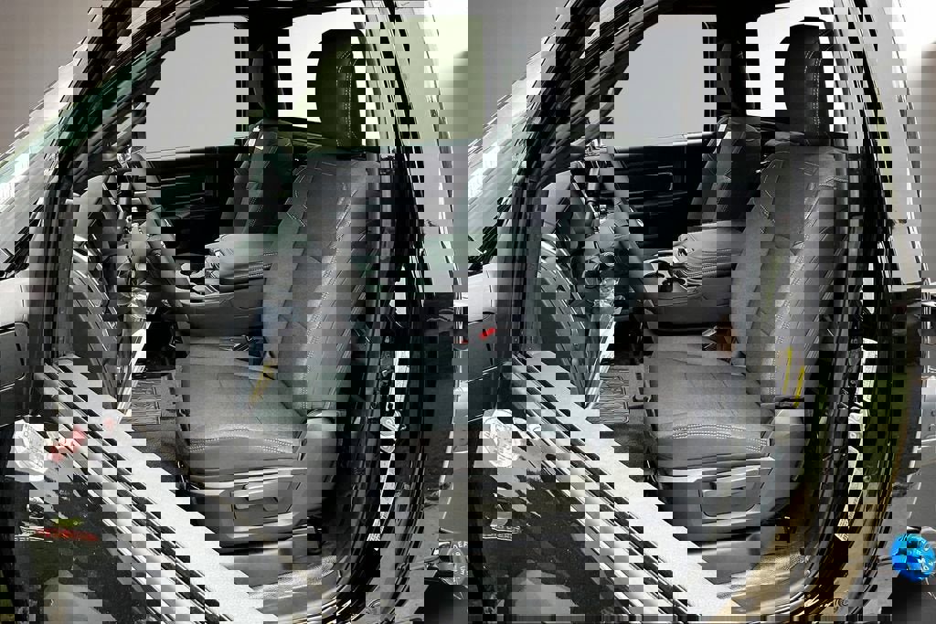 New 2025 RAM 5500 2WD Regular Cab image 10