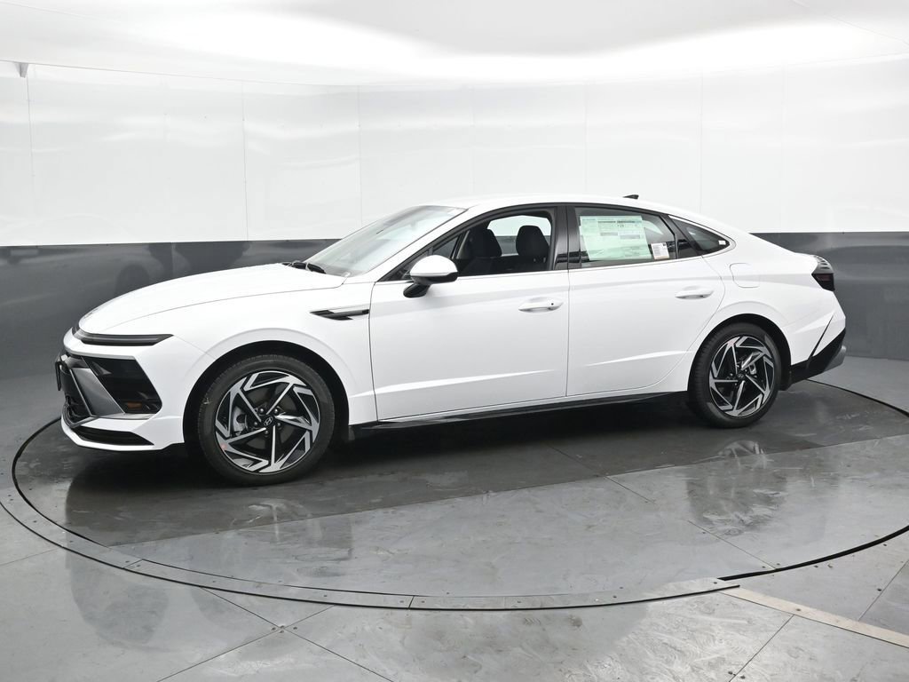 New 2026 Hyundai Sonata SEL FWD image 7