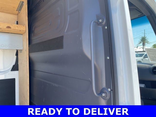 Used 2019 Freightliner Sprinter 144 Cargo image 15