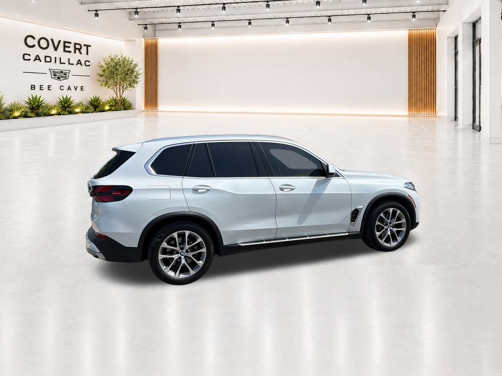 Used 2024 BMW X5 xDrive40i AWD/4WD image 12