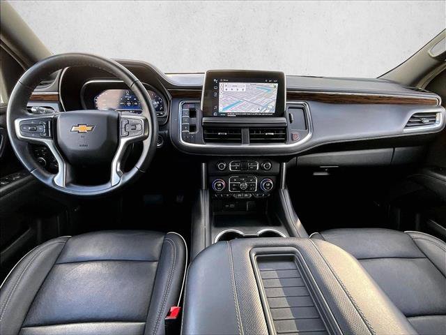 Used 2023 Chevrolet Suburban Premier AWD/4WD image 16