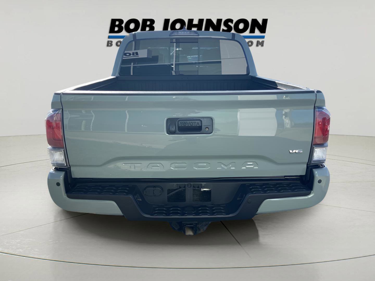 Used 2022 Toyota Tacoma TRD Sport image 9